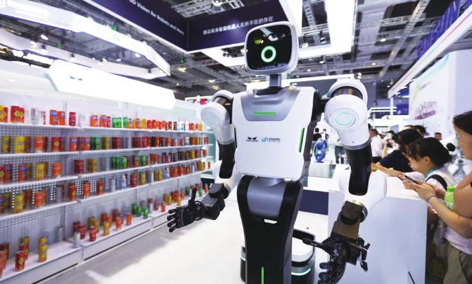 Khoảng 7.000 robot hình người được bán trên toàn cầu năm 2025